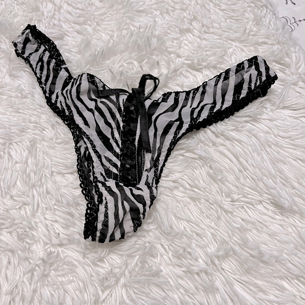 Zebra style panty